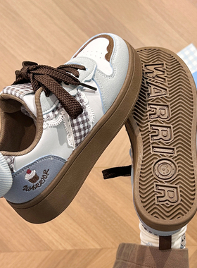 回力加绒板鞋女2026冬季新款百搭厚底小白鞋小众休闲保暖学生鞋子