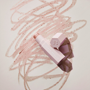 FentyBeauty蕾哈娜百变流光塑颜棒高光腮红临期