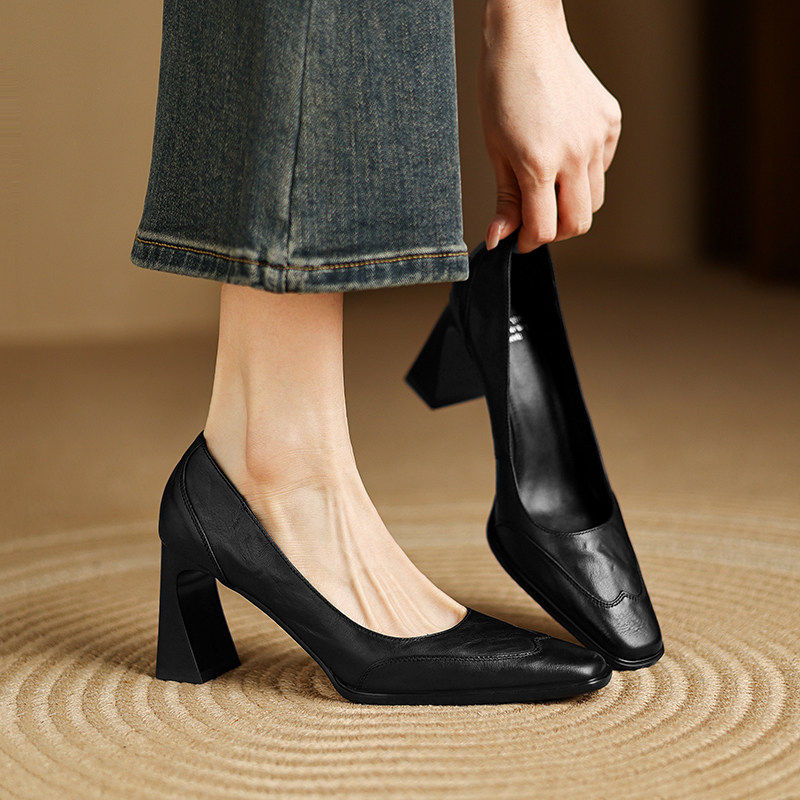 方头通勤百搭黑色职业工作鞋女真皮法式气质7cm粗跟高跟浅口单鞋