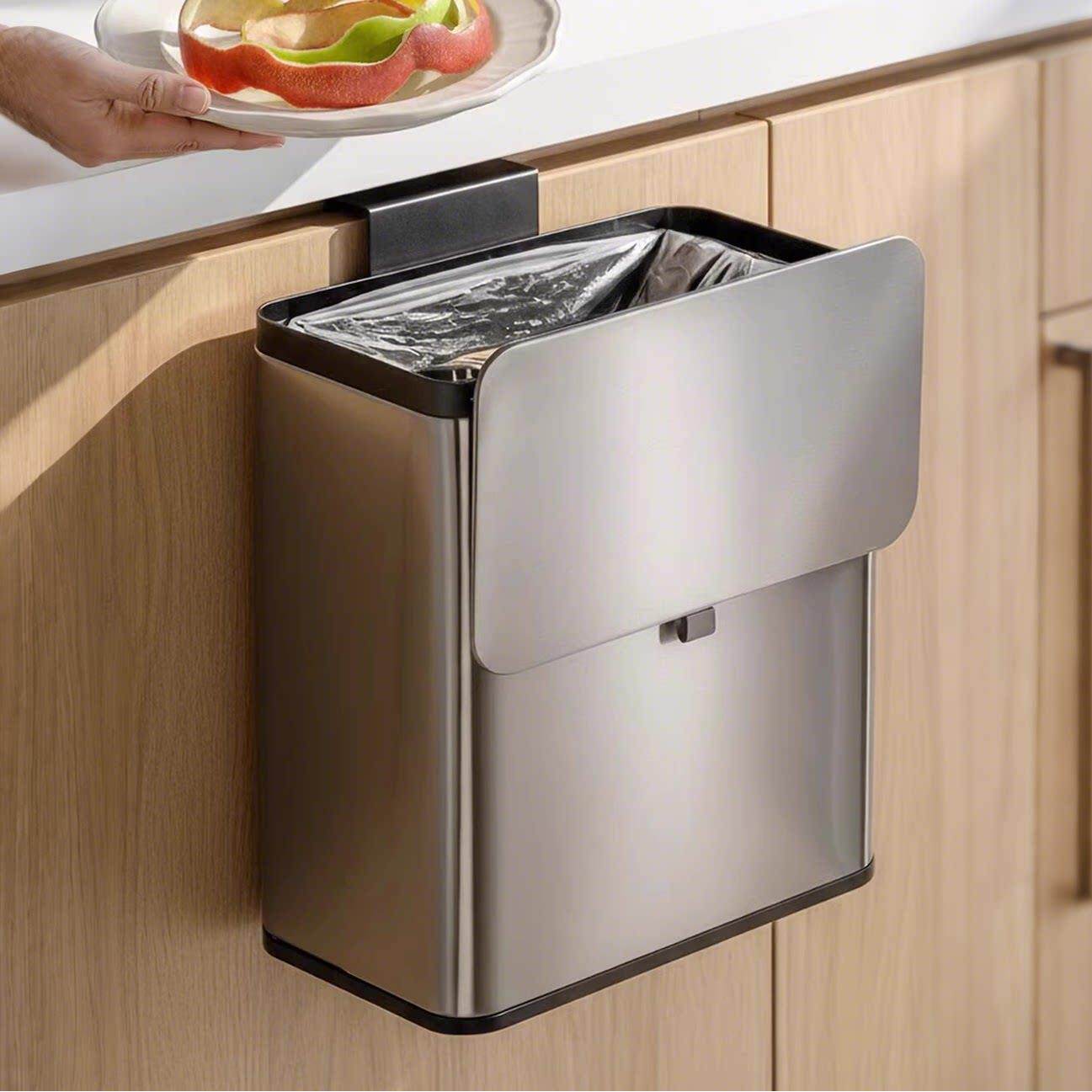 厨房不锈钢垃圾桶橱柜门壁挂式家用大容量免弯腰挂式免打孔卫生间