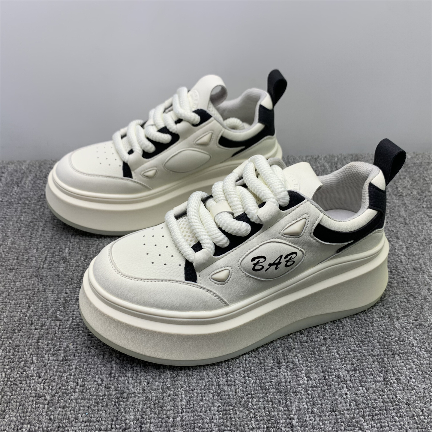 断码处理35码厚底增高小白鞋女2025秋冬新款百搭小个子运动板鞋女