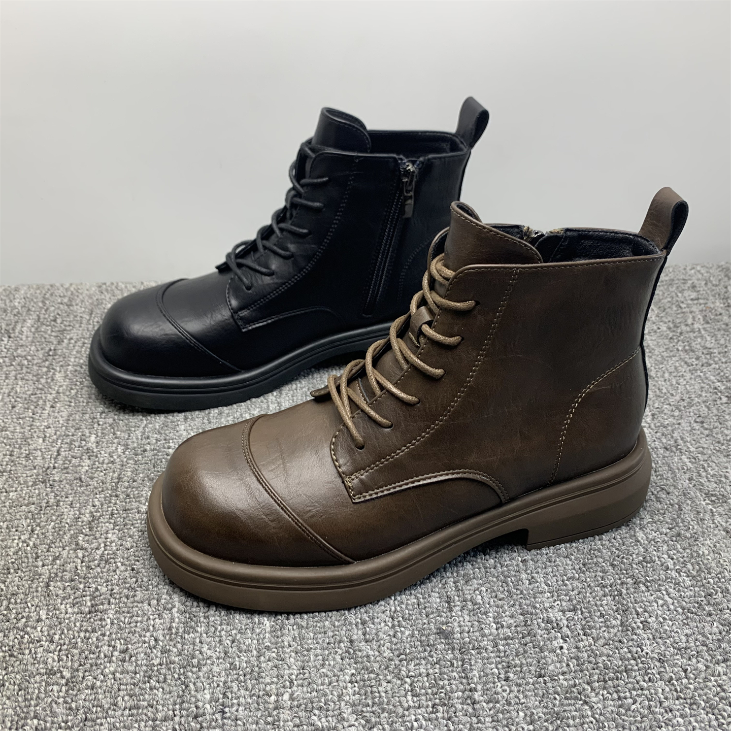 撤柜处理加绒厚底马丁靴女2025冬新款圆头英伦风复古保暖百搭短靴