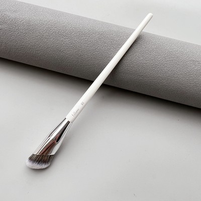 Filli811三棱异形局部遮瑕黑眼圈