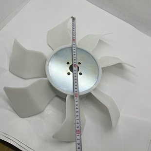 久保田V3300 V3600 V3800发动机风扇叶1C010-74110 7叶 430mm