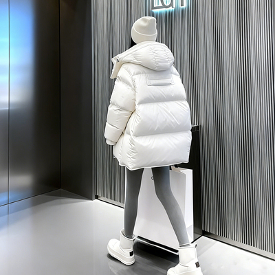 冬季时尚羽绒服女2025年新款小个子韩版宽松白鸭绒连帽面包服外套