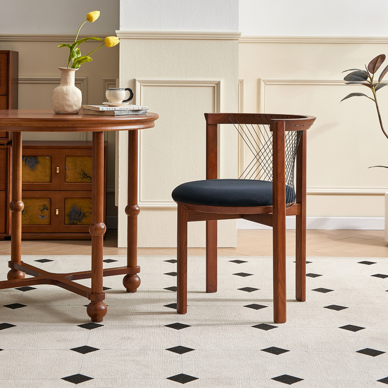 法式实木餐椅设计师北欧极简复古中古椅靠背软包诧寂风椅子