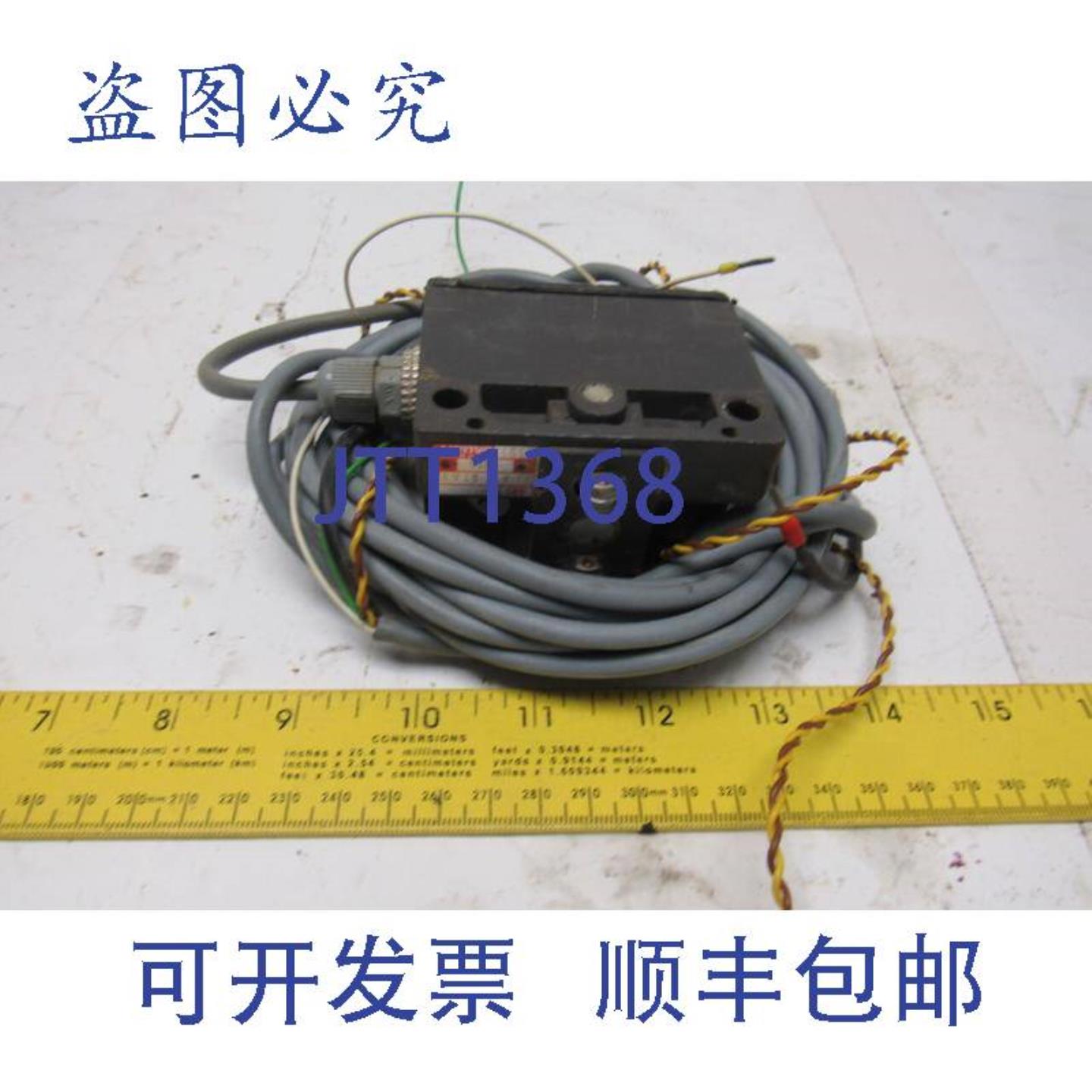 供应Balluff BNS113-B3-R12-61A12 机械式2位置滚轮柱塞开关