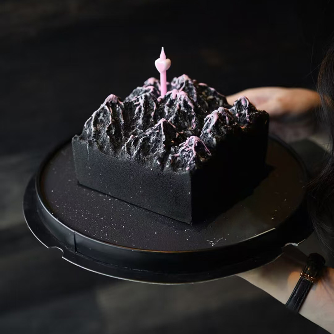 创意网红女士男士慕斯雪山生日蛋生日/节日蛋糕