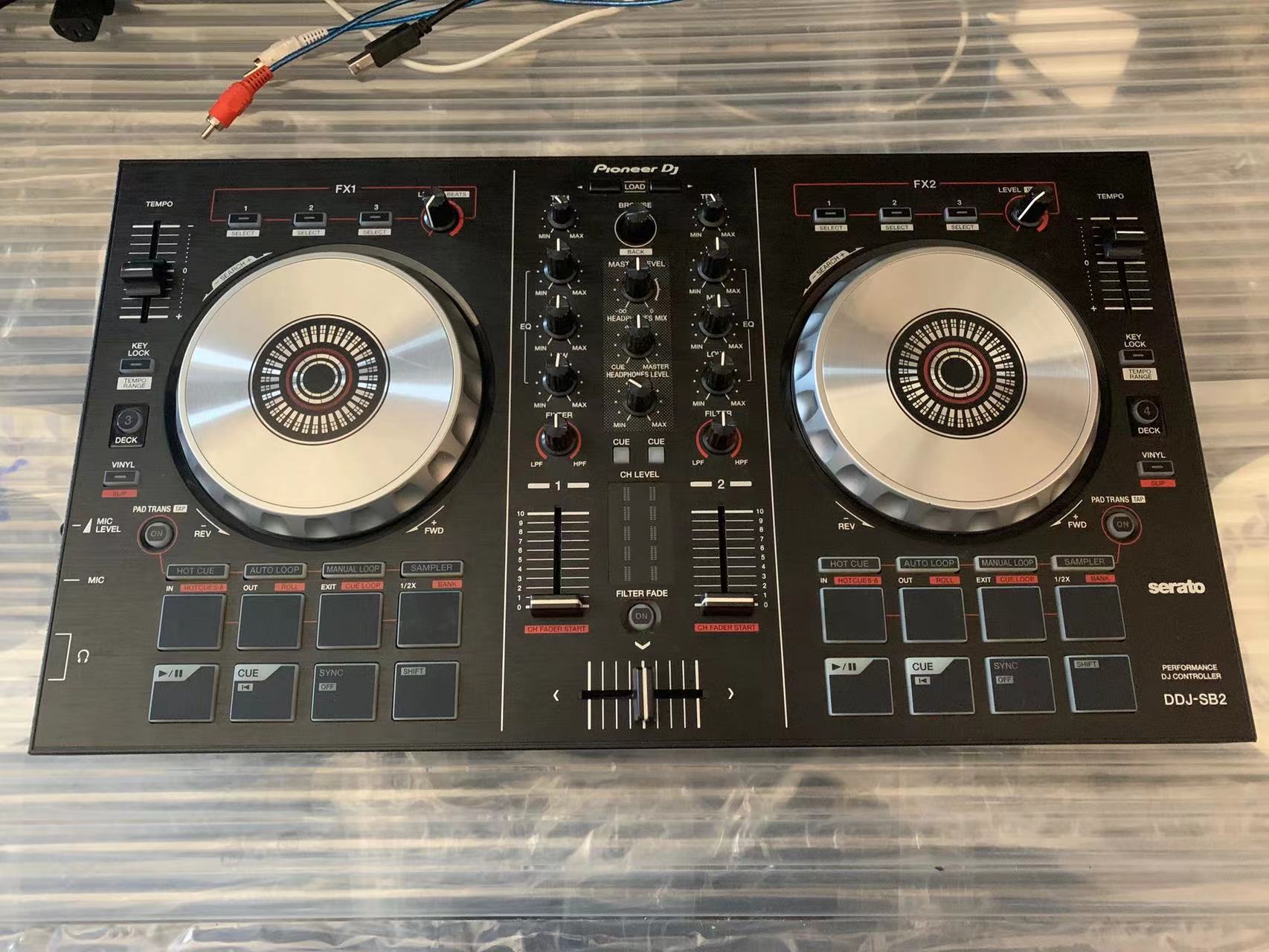 先锋DDJ-SB2入门级打碟机控制器ddjsb2一体机serato dj lite