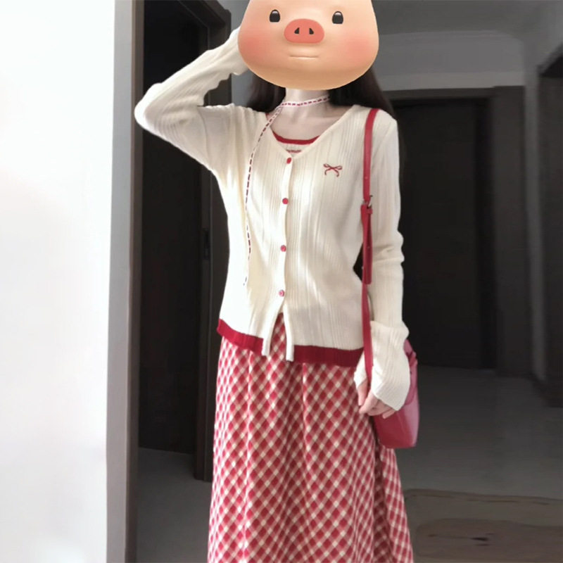 超有品韩系简约长袖针织连衣裙子时尚套装