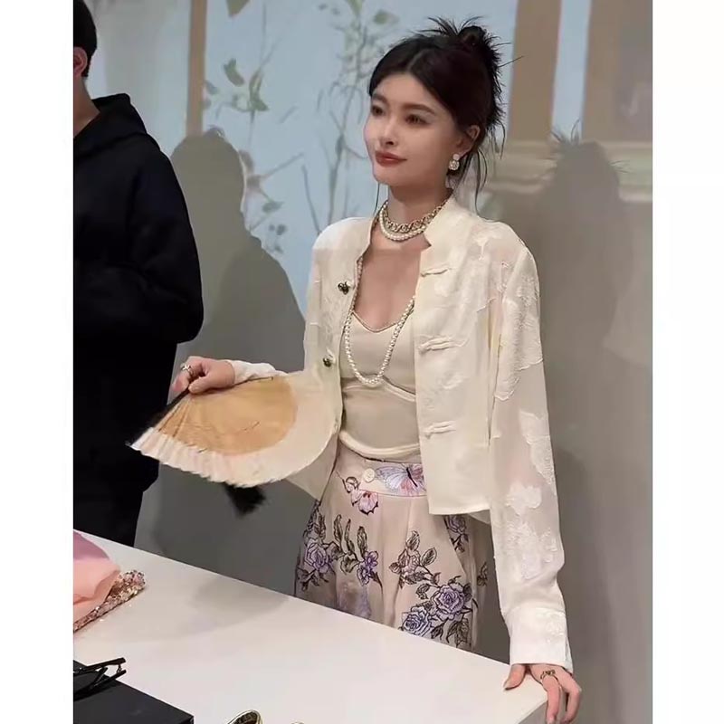 推荐新中式国风短外套女早秋欧货薄款复古提花防晒衣轻奢气质盘扣