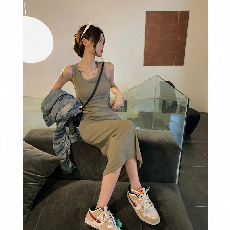 好货背心连衣裙女修身气质针织裙子收腰春秋欧货纯欲辣妹风无袖长