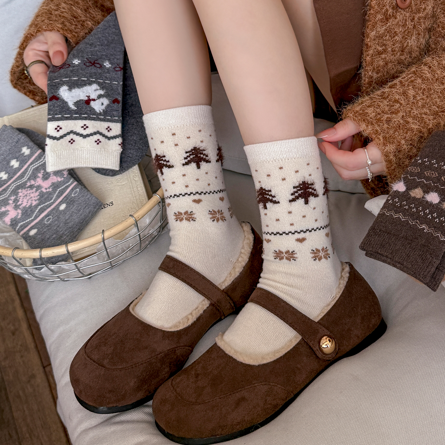 费尔岛羊毛袜子女秋冬保暖中筒袜