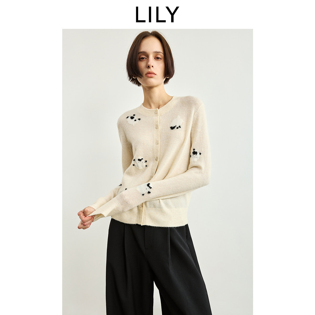 【大粒儿粉丝专享】LILY2026冬款羊毛混纺立体提花圆领针织开衫