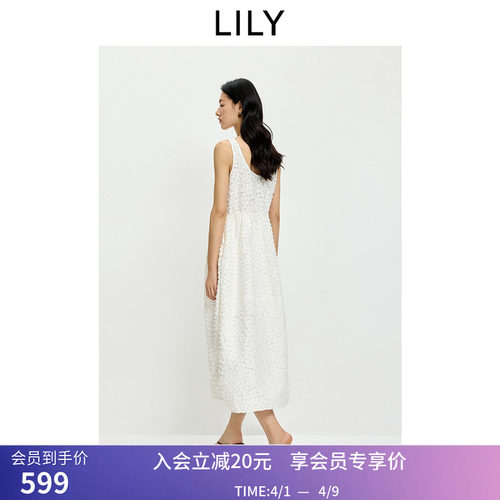 LILY2026夏新款女装肌理感U领收腰气质通勤白色吊带背心连衣裙女