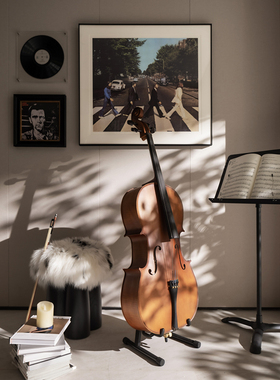 现代样板间书房音乐儿童房软装饰品大提琴书籍套装落地摆件组合