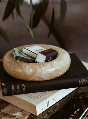 别墅大平层客餐厅书房玉石烟灰缸软装组合摆件样板间高端氛围饰品