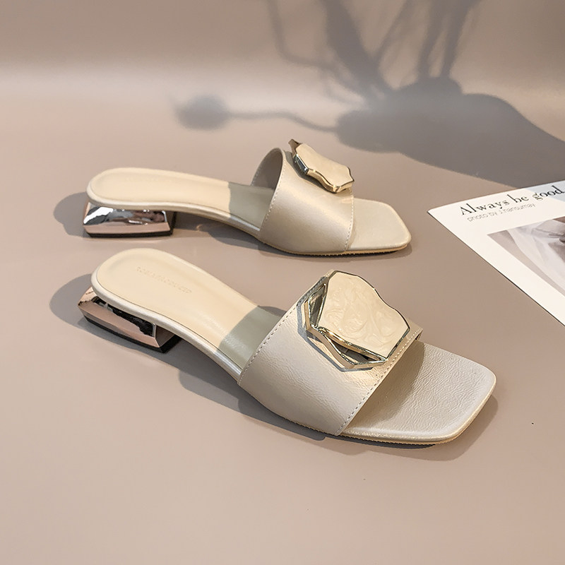 方头低跟凉拖鞋女外穿2021年新款夏季时尚百搭一字懒人拖鞋ins风