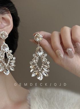 千金感镶钻银色锆石镂空耳环轻奢精致晚宴耳钉小众高级感独特耳饰