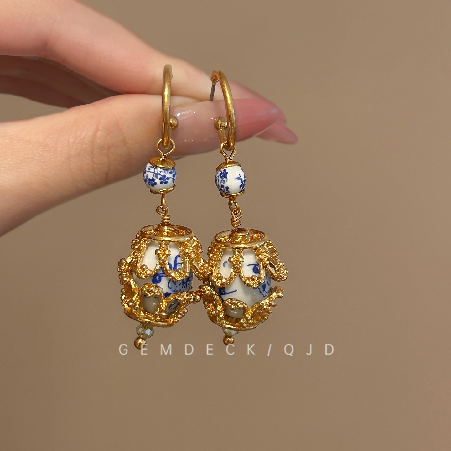 复古新中式青花瓷吊坠耳环女重工高级感金属耳钉个性小众设计耳饰