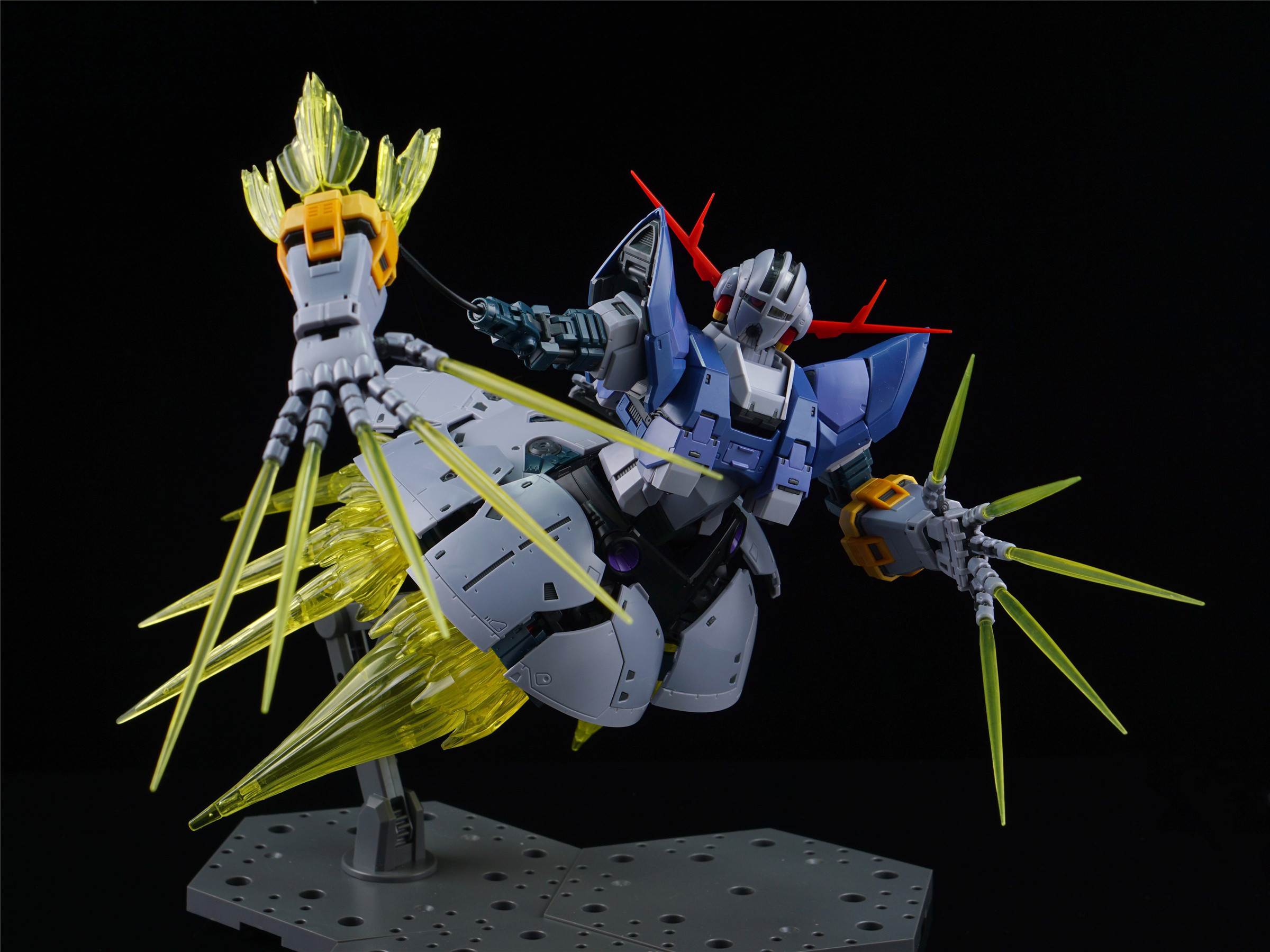 现货包邮大狗模型rg吉翁号1/144吉恩号自护号豪华特效件