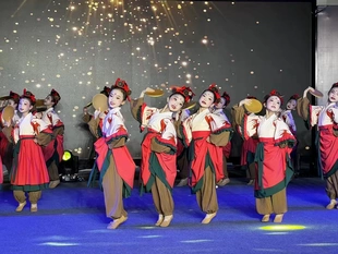 云川之舞执镜俑演出服执镜佣演出服儿童舞蹈服装 汉服铜镜道具 古装