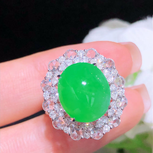 翠秦之皇冰阳绿蛋面戒指 18k金镶嵌天然缅甸翡翠A货水润细腻种老