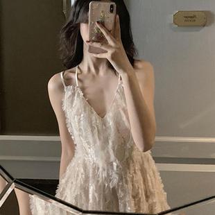 海边度假沙滩裙别致绝美超仙长裙 高级感v领露背吊带连衣裙女夏季