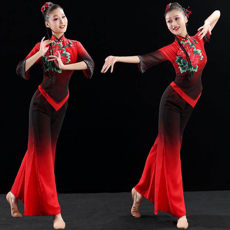 秧歌服演出服女2025新款喜庆扇子舞手绢舞中国风古典舞蹈服装套装