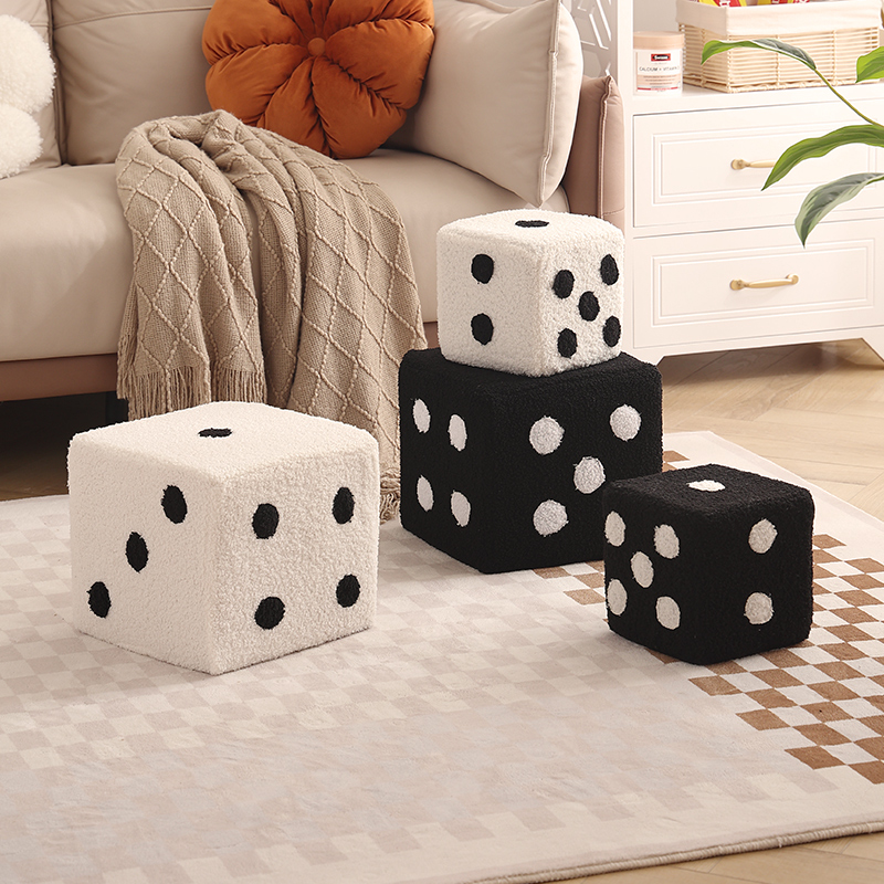 骰子实木创意换鞋凳旭牧