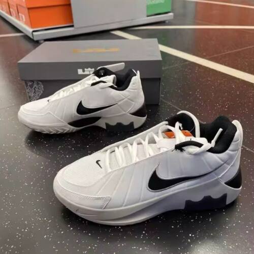 耐克LeBronWitnessIX篮球鞋