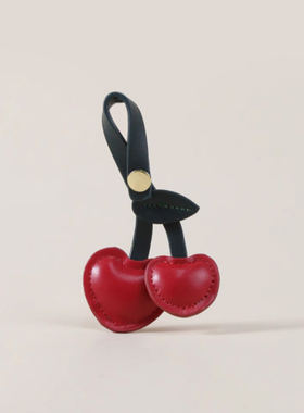 MeSureOne 樱桃包包挂件可爱立体车厘子爱心挂饰皮质汽车钥匙扣女