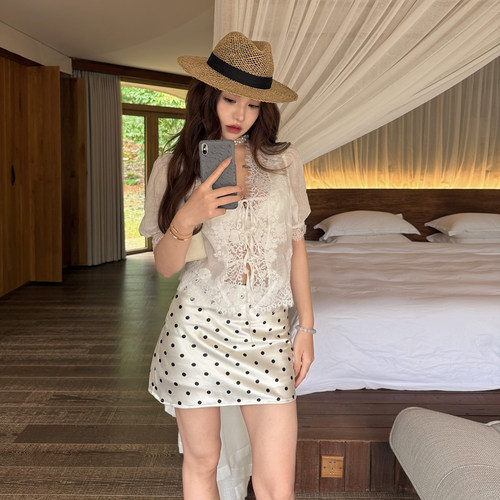 PickRui睿哥 俏皮法式波点缎面裙夏季新款高腰半身裙女包臀短裙