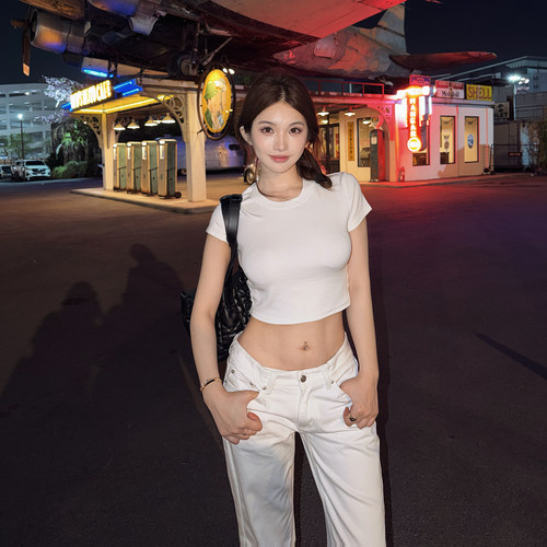 PickRui睿哥 心动一夏 基础款圆领正肩白色T恤女新款夏季短袖上衣