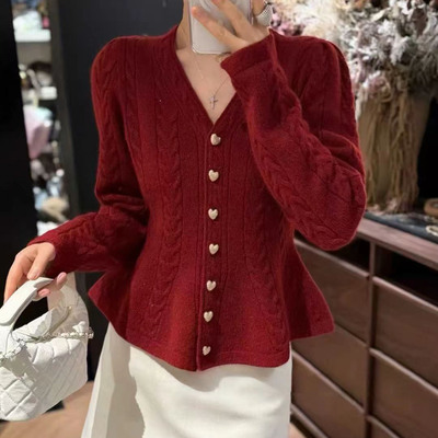 冬季新款高级感V领荷叶边针织衫