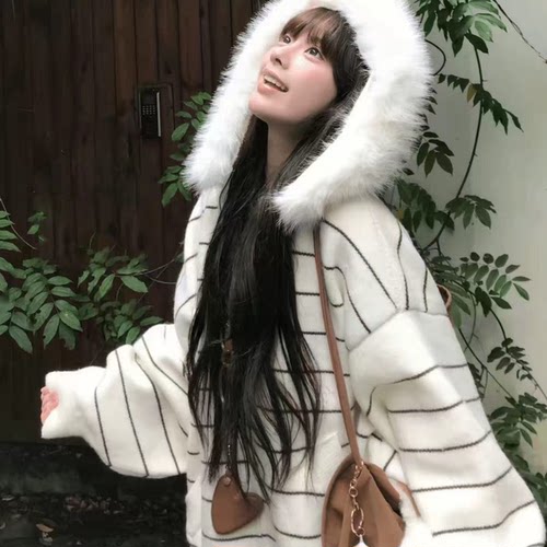 韩系慵懒风条纹毛领连帽针织衫女