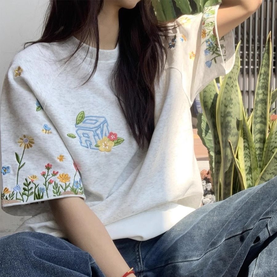 国潮流字母花卉刺绣短袖T恤女2025新款夏季体恤美式显瘦半袖上衣