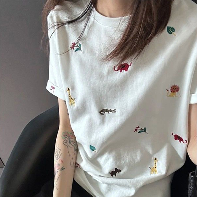 减龄趣味动物刺绣短袖T恤设计感