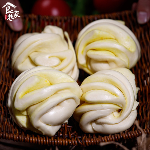 花卷馍馍姜黄饼子馍手工