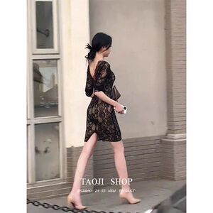 轻熟风辣妹蕾丝黑色连衣裙女新款性感收腰修身显瘦长袖包臀短裙子