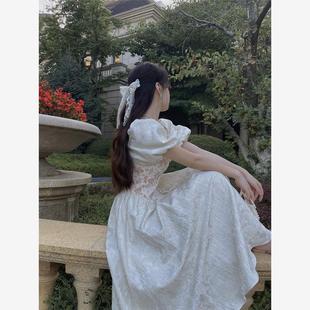 2023夏季 淑女法式 復(fù)古碎花拼接泡泡袖 連衣裙方領(lǐng)收腰A字長裙 新款