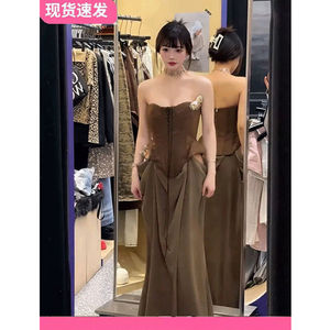 2025夏季 越南小众性感抹胸连衣裙设计感显瘦气质礼服长裙