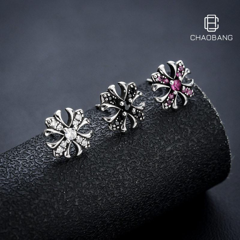 复古嘻哈克罗十字架锆石满钻耳钉男女个性ins冷淡风小众轻奢耳饰