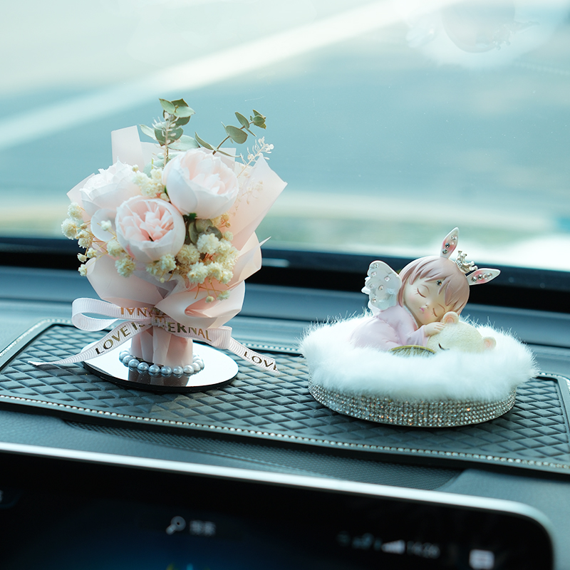 安妮公主车载摆件可爱天使汽车内中控台装饰品永生花束摆件高级感