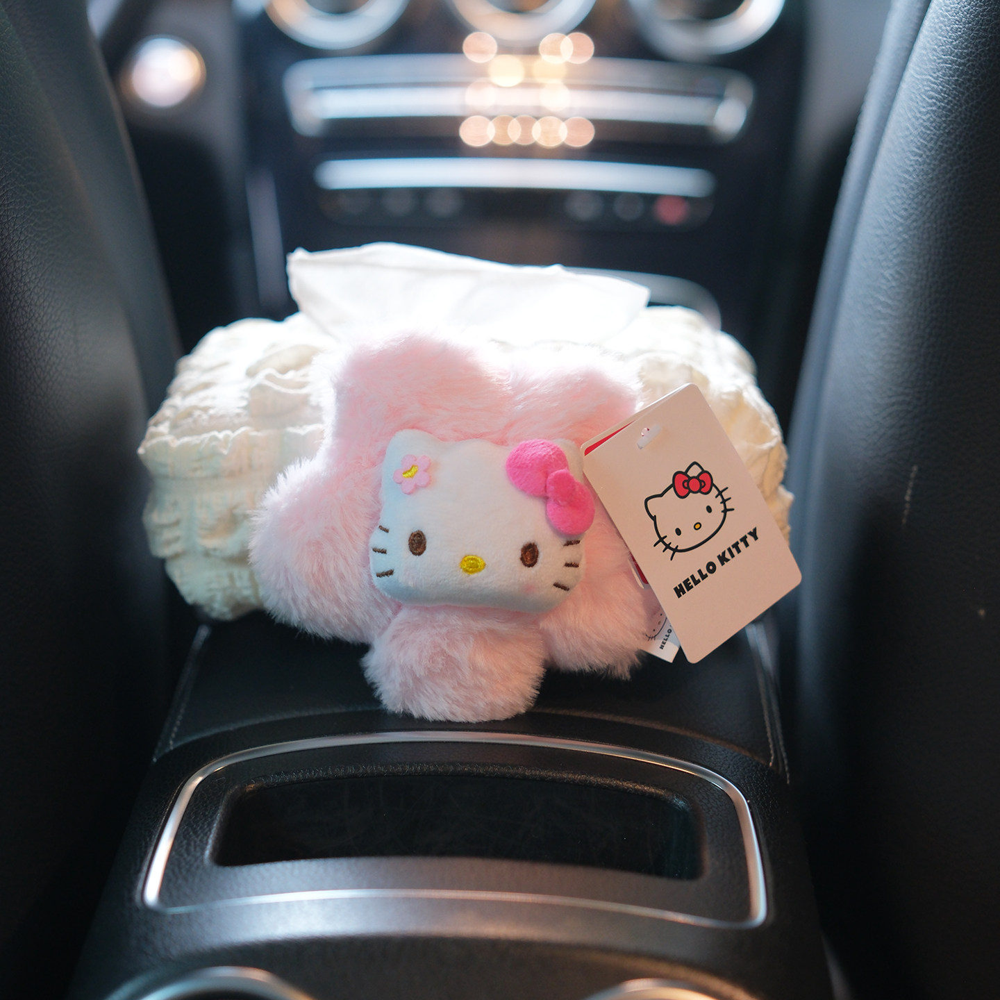 正版helloKitty三丽鸥车载纸巾盒车用纸巾挂袋女生汽车挂式抽纸盒