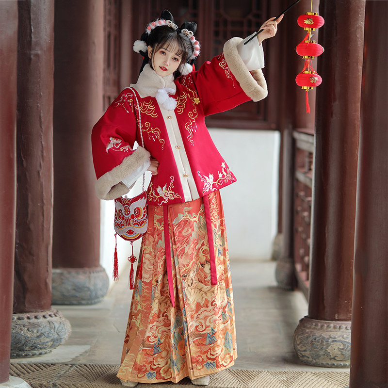 虎虎生威明制汉服女2021新款中国风原创正品秋冬季马面裙加厚古装