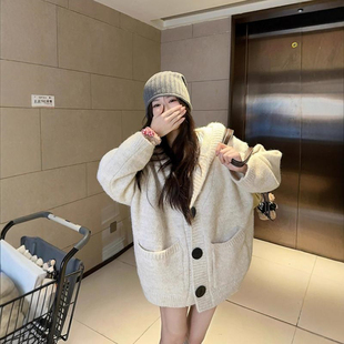 慵懒风宽松连帽针织开衫女秋冬加厚高级感软糯遮屁股毛衣外套上衣