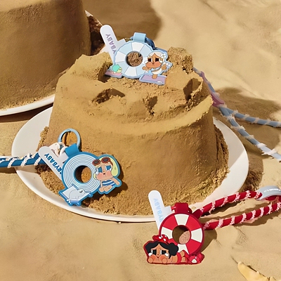 POPMART泡泡玛特CRYBABY Vacation Mode 0n系列手机长款挂绳盲盒