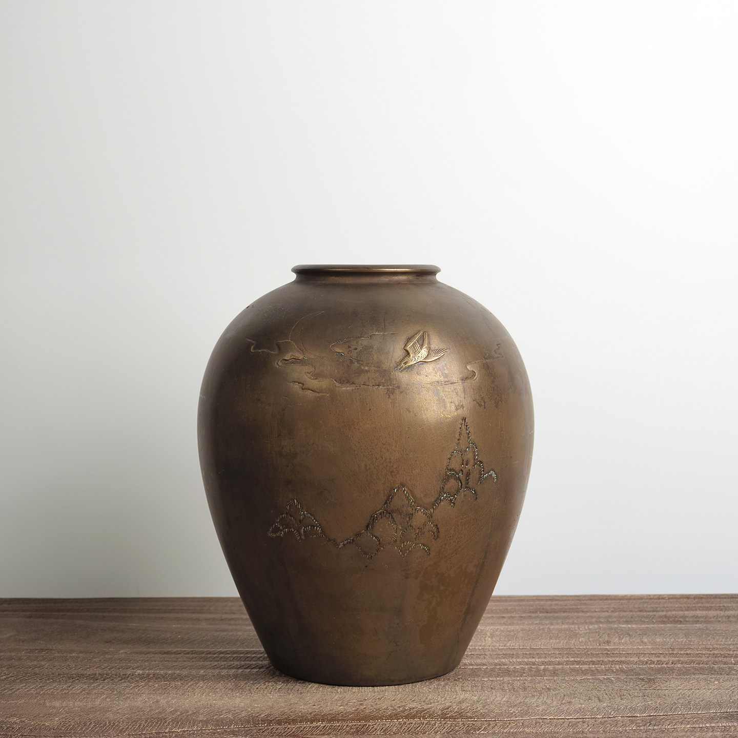 中古日本罐形祥云飞鸟山景铜花瓶室内书房博古架玄关台面插花摆件