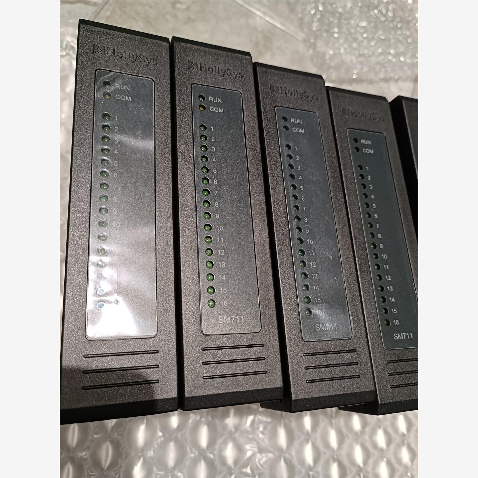 议价全新 和利时模块SM711有4只，SM610有1只，共5只。拍前联系！